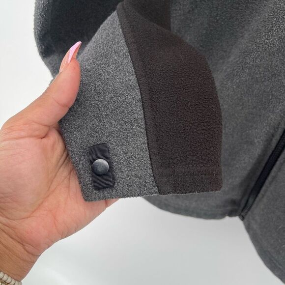 The North Face Boys Black Gray Colorblock Full Zip Fleece Jacket XL 18/20 - Picture 4 of 16